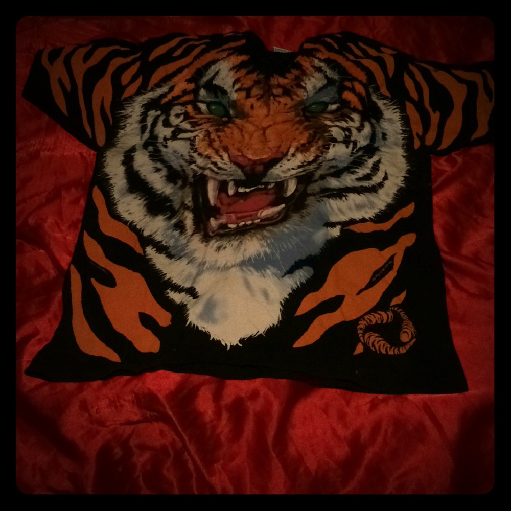 Vintage liquid blue tiger shirt 90s